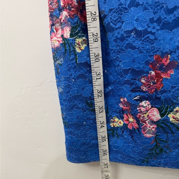 GUESS Womens Blue Floral Sleeveless V Neck Short Body Con Party Dress Size: 10 - Picture 5 of 13